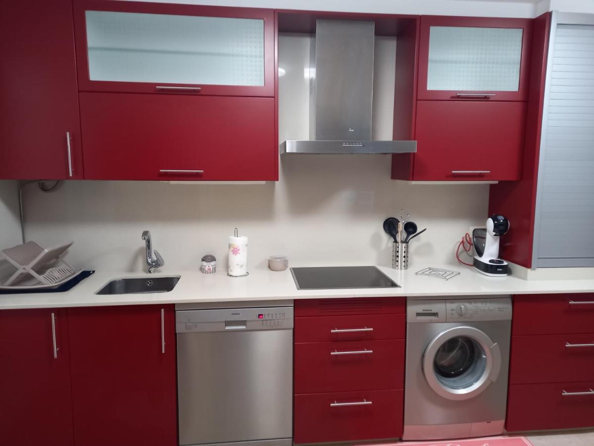Apartamento A 350 Metros De La Playa Pobra Do Caraminal Bagian luar foto