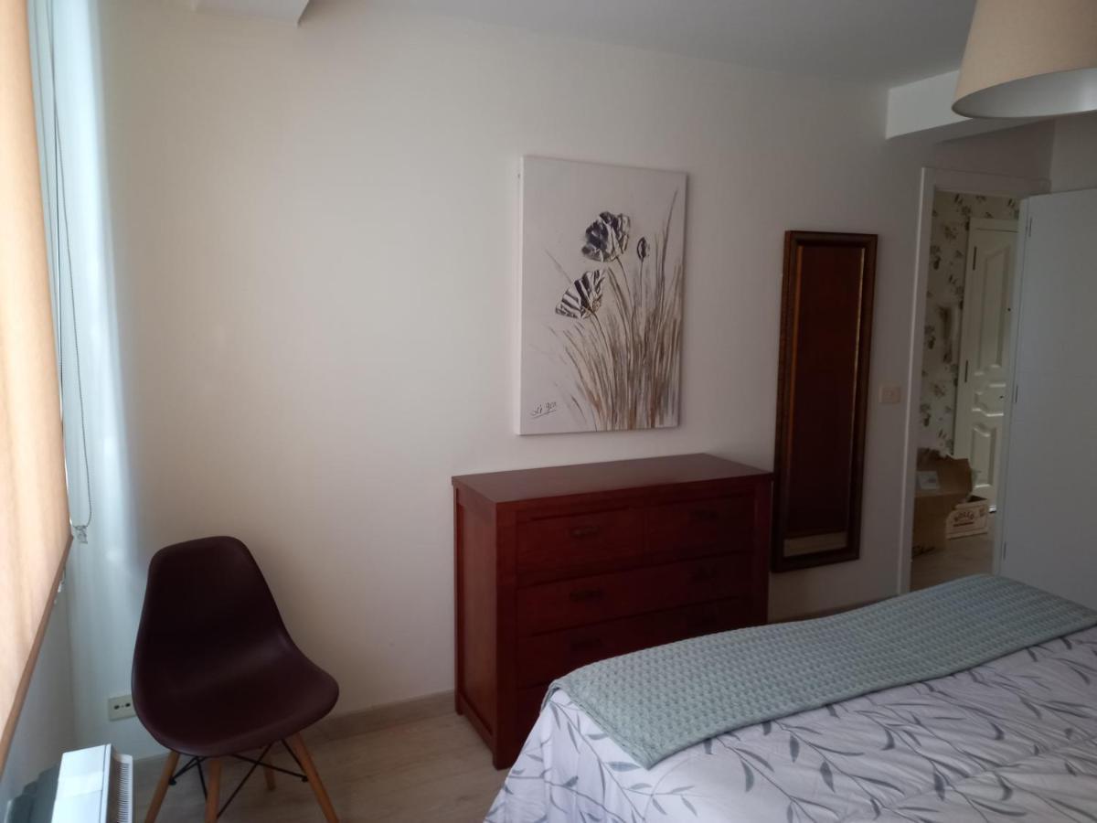 Apartamento A 350 Metros De La Playa Pobra Do Caraminal Bagian luar foto