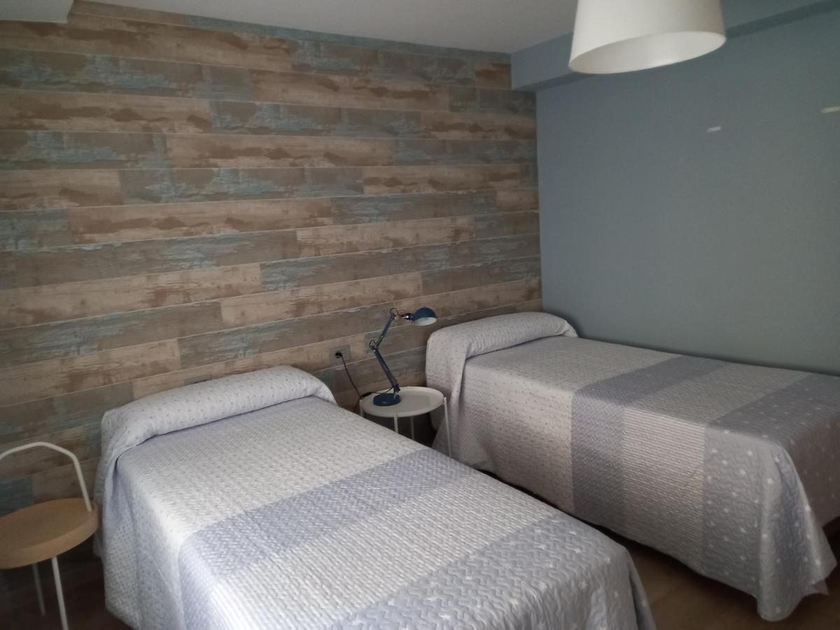 Apartamento A 350 Metros De La Playa Pobra Do Caraminal Bagian luar foto
