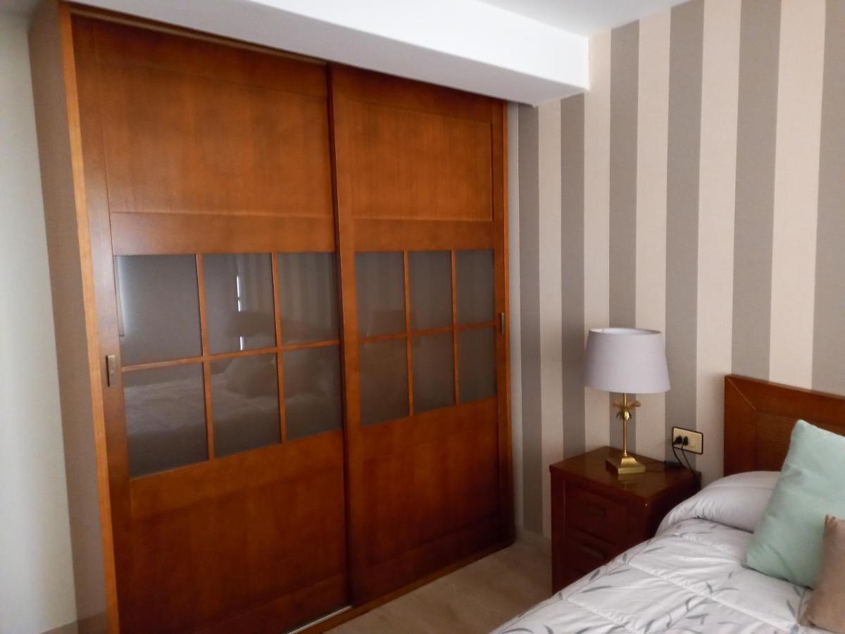 Apartamento A 350 Metros De La Playa Pobra Do Caraminal Bagian luar foto